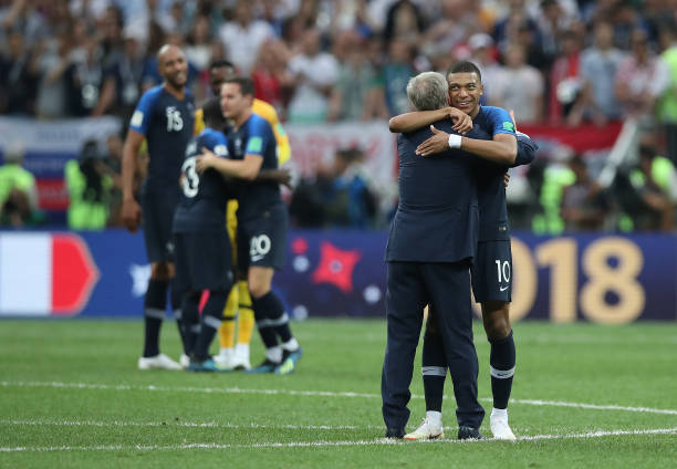 但仍然不乏 但仍然不乏